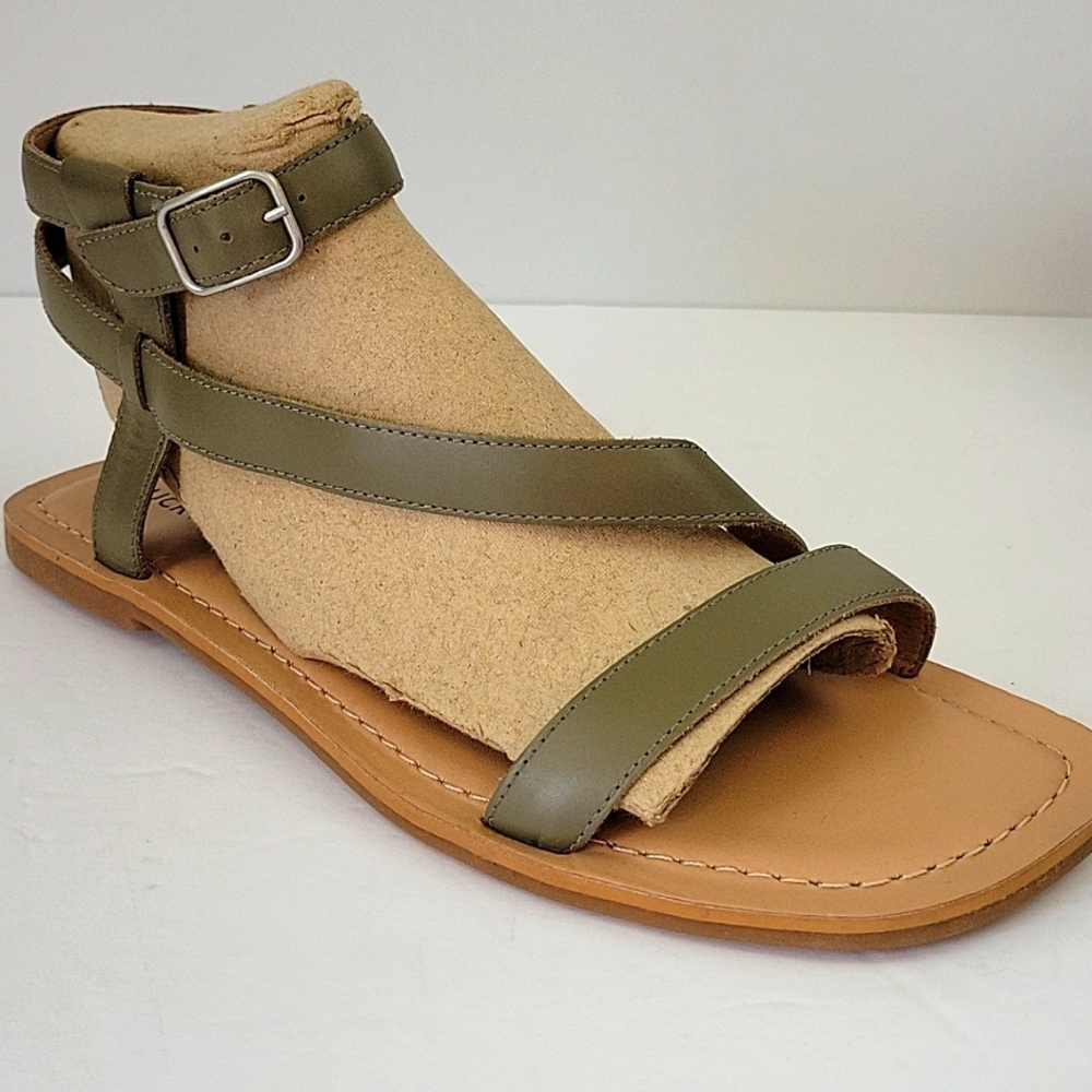 Lucky Brand Byleth Gladiator Sandals Sage Green Size 9 NWOT - Picture 3 of 13
